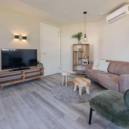 Cozy In With House A Panoramic View בית נופש