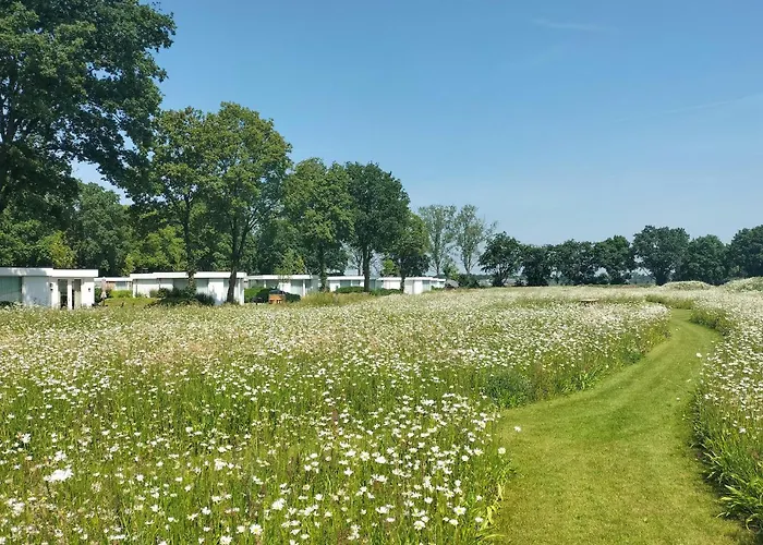 2 Bedroom In * アッフェルデン