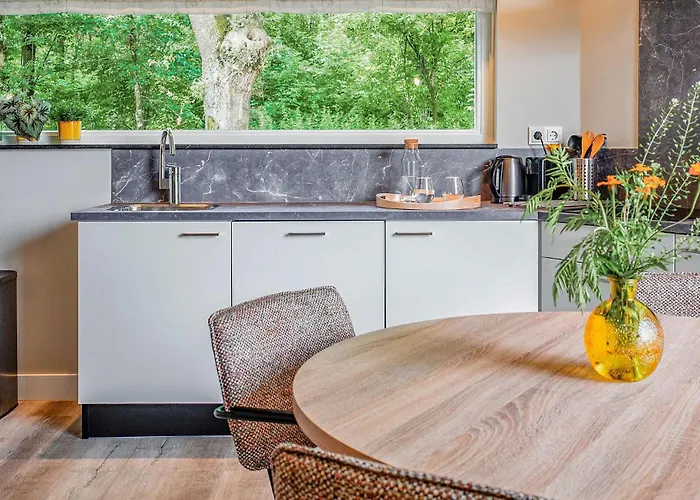 2 Bedroom In アッフェルデン